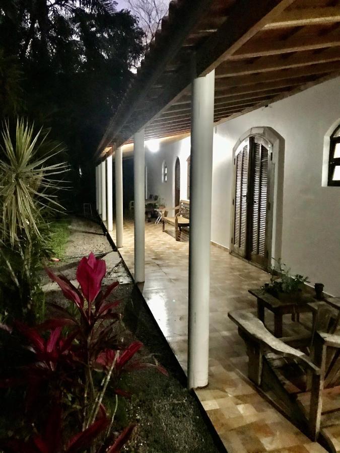 Suites Proximo Ao Rio Jaguareguava Em Bertioga Exterior foto