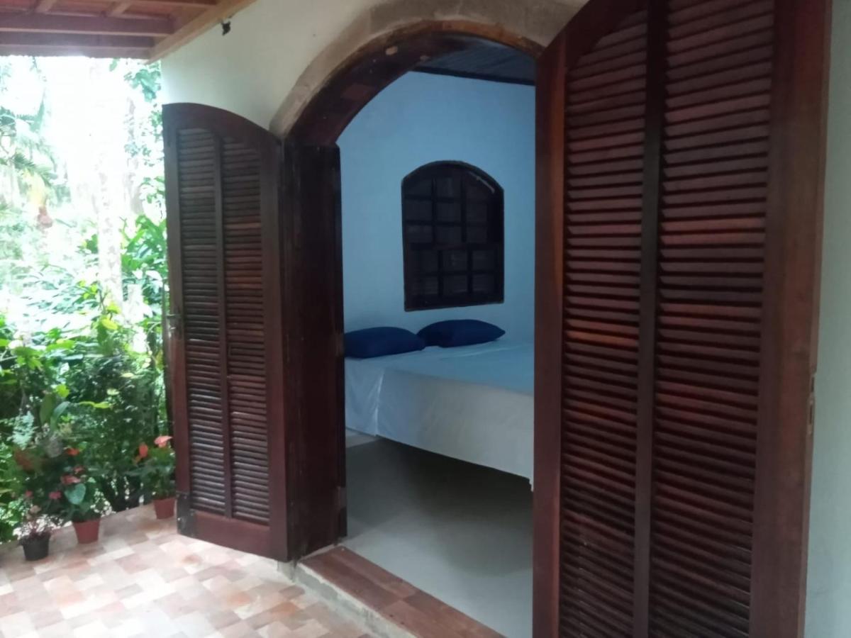 Suites Proximo Ao Rio Jaguareguava Em Bertioga Exterior foto